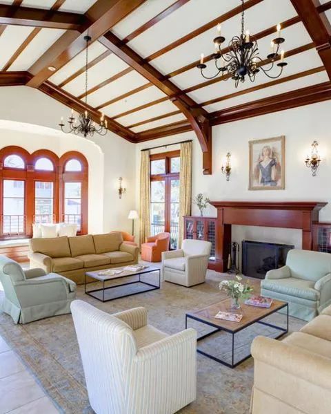 美国顶尖大学住宿,全美吃住最赞的大学top10