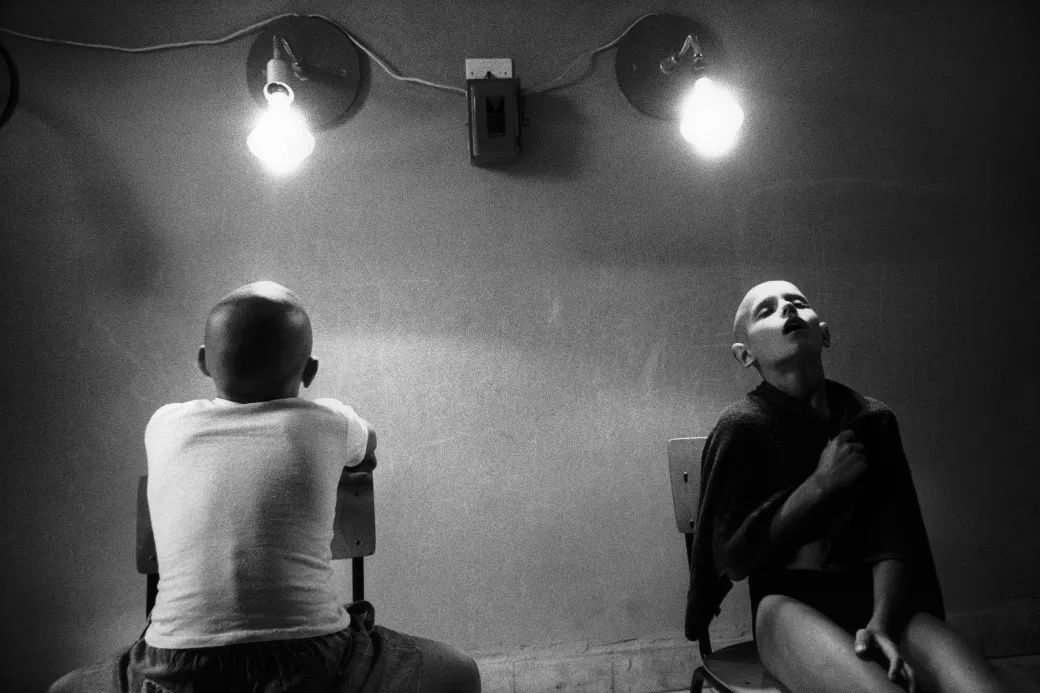 豆瓣9.7的神剧,hbo出品的经典灵异美剧