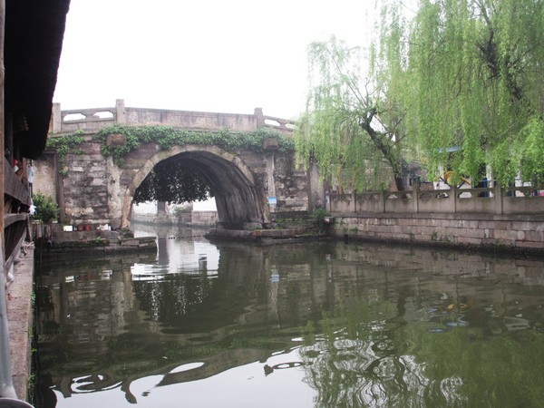 绍兴湖面上的桥,绍兴越城的桥