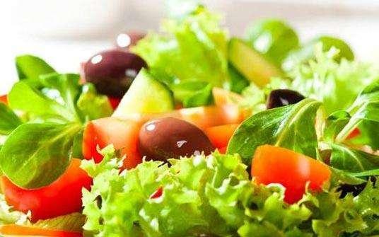 痛风没有发作脚还是不舒服,痛风轻微发作时期该怎么办