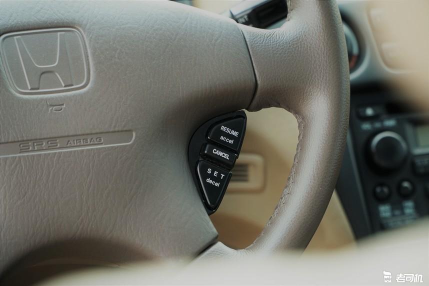 新一代第十二代本田雅阁,凯美瑞2021精英版和雅阁20211.5t