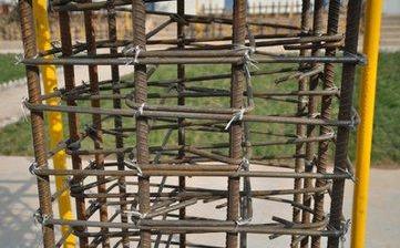 承台内柱子是否需要绑扎箍筋,建筑工地梁绑扎钢筋过程