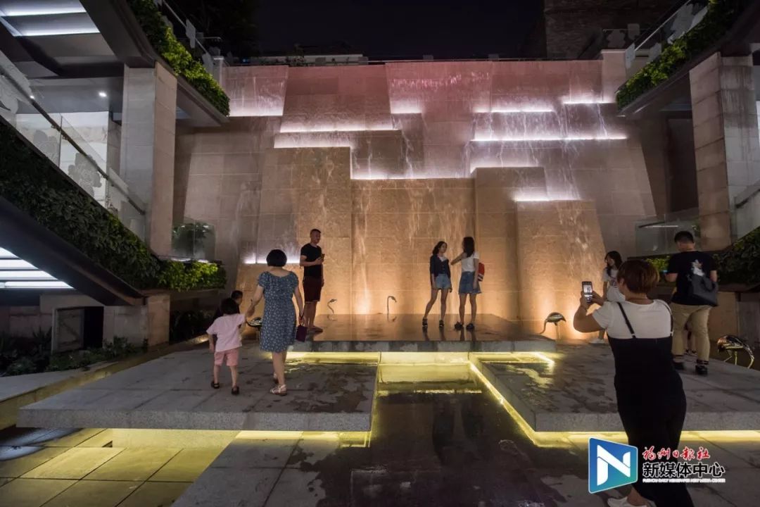 就在七夕！南街地下二层商业街正式营业！带着这份攻略，走起！「区县头条」