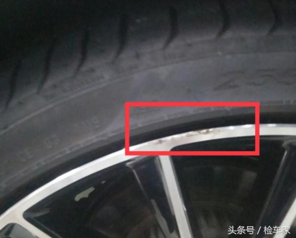 2017款奔驰c200跑2万公里二手车价,2017奔驰C200轿跑