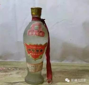 新疆老酒你喝过几种,收藏的老烟老酒