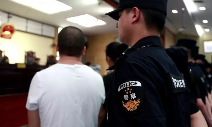 首例房产中介涉黑案例,全国首例房产中介团伙涉黑案例