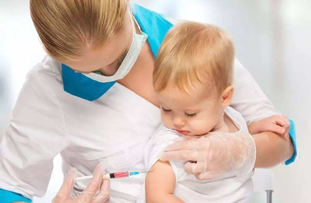 婴儿打卡介疫苗有什么不舒服,宝宝打了卡介疫苗的地方反复长脓