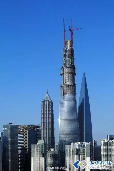 上海中心大厦127层怎么有632米,上海中心大厦632米127层内部