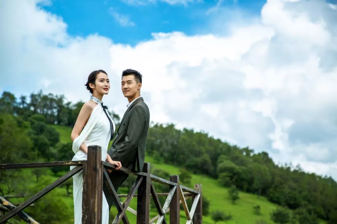 草原婚纱图片,草原婚纱视频