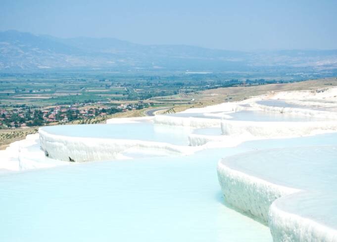 里拉暴跌的土耳其，不仅适合抢购奢侈品，还有浪漫的美景和美食