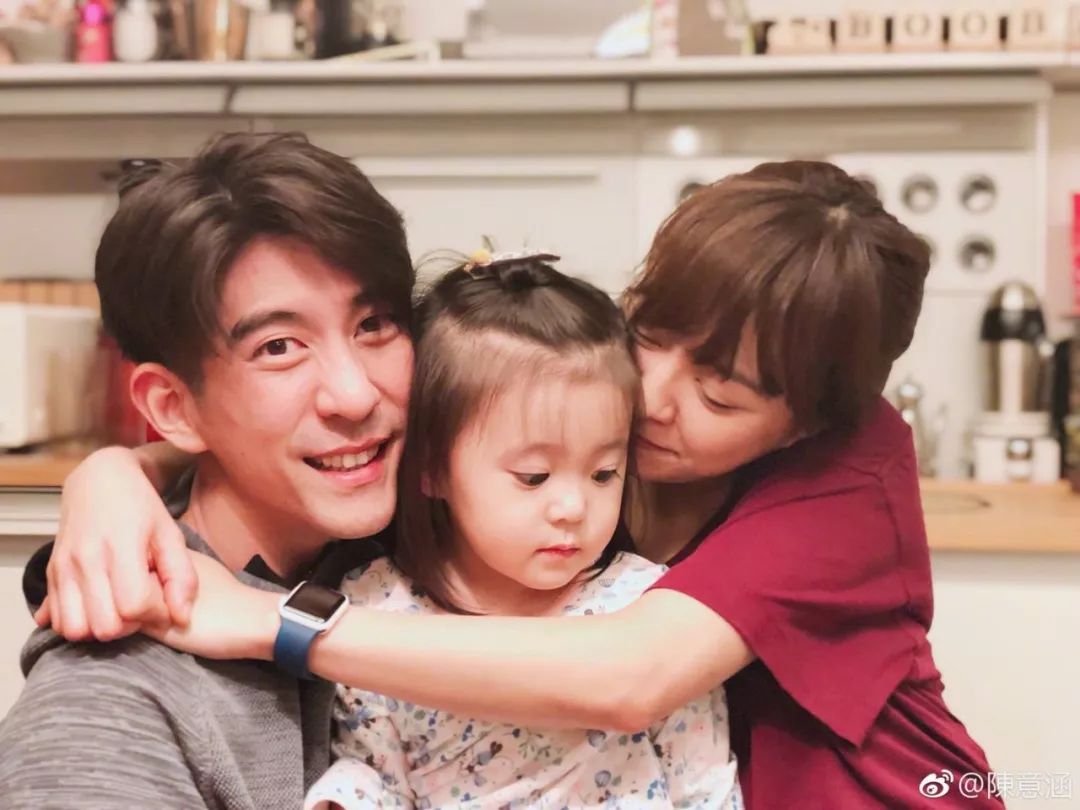 “前男友足球队”计划要提前惹？这朵抓不住的云终于要安定下来了