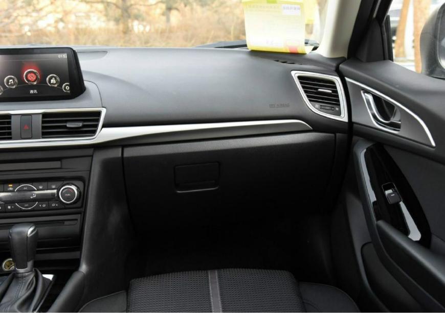 福克斯1.5t181匹对比思域,新到一台颜值担当的神车思域