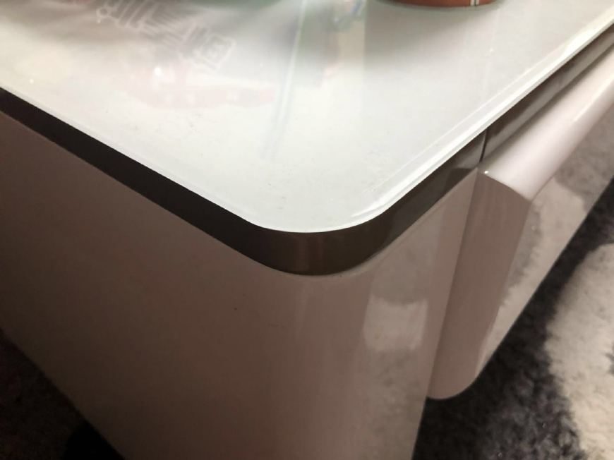 家里有孩子适合钢化玻璃门吗,家里有小孩装修注意哪些事项视频