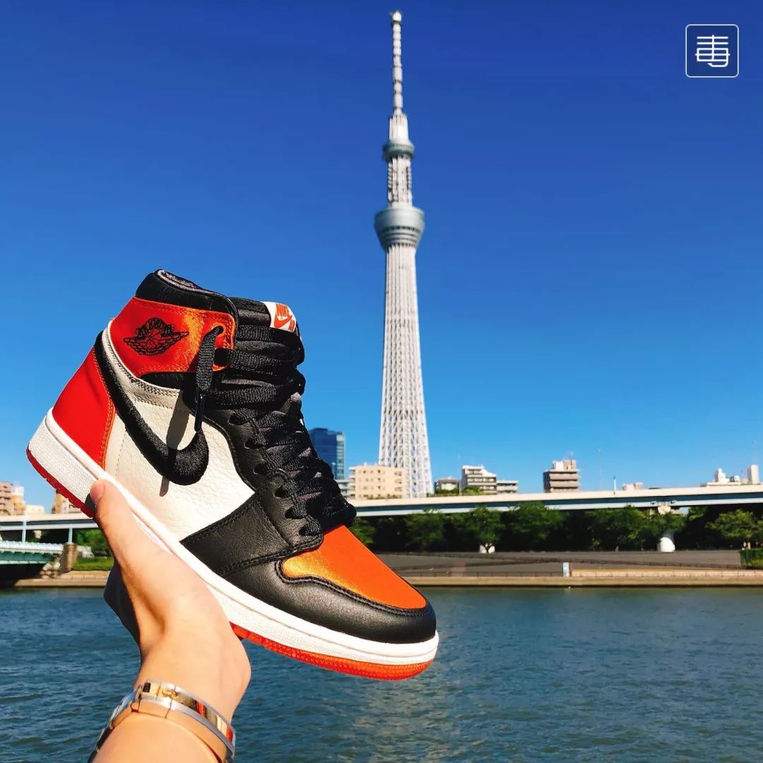 晒鞋丨用相机和鞋引爆这颗潮流*弹炸**