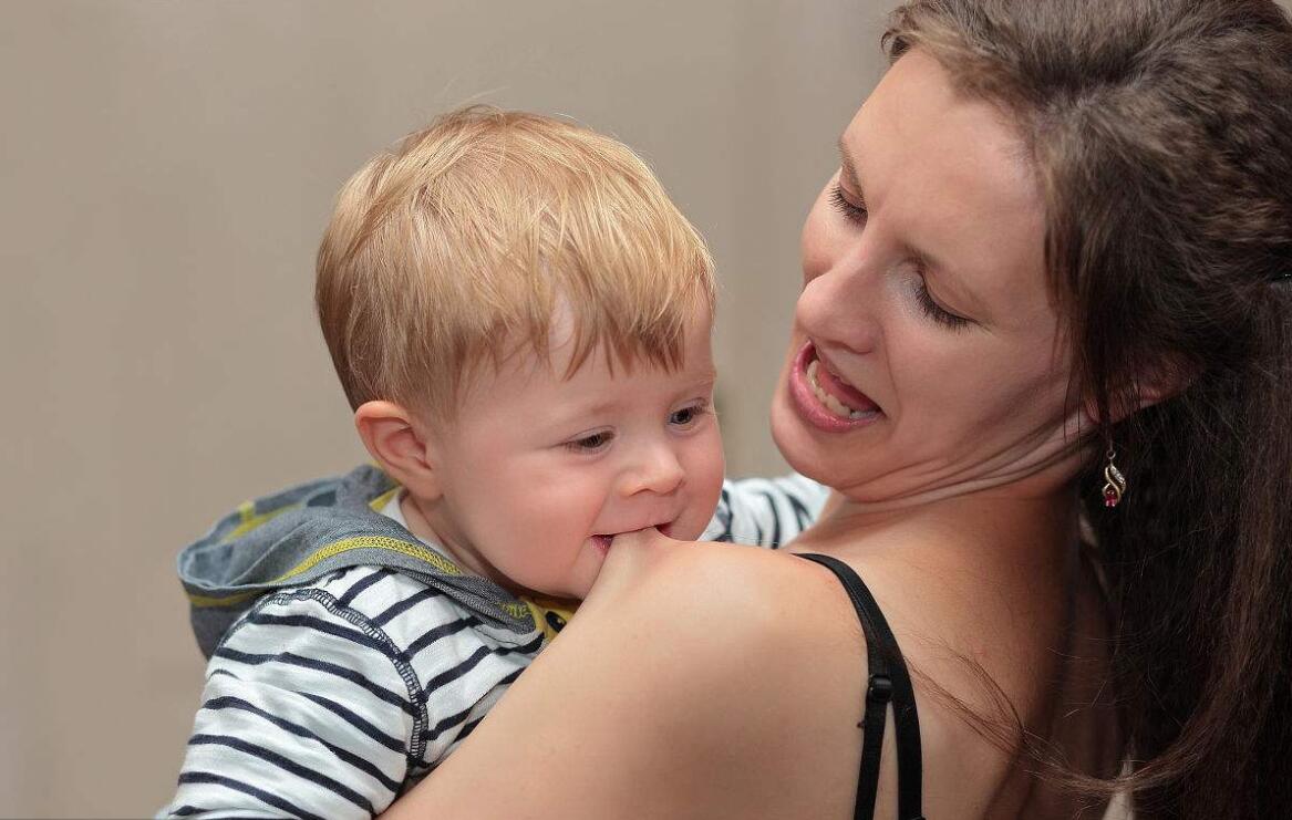 有一种爱让妈妈泪流满面,有一种爱撕心裂肺的痛