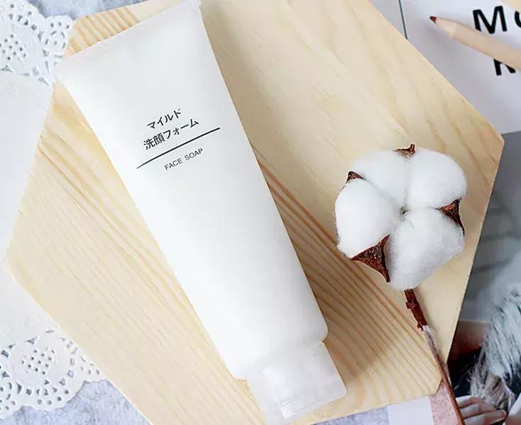 洗面奶没选好会起痘痘吗,洗面奶没洗干净伤到皮肤