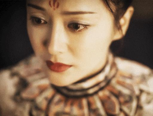 秦岚白月光脸照片,秦岚现在的长相