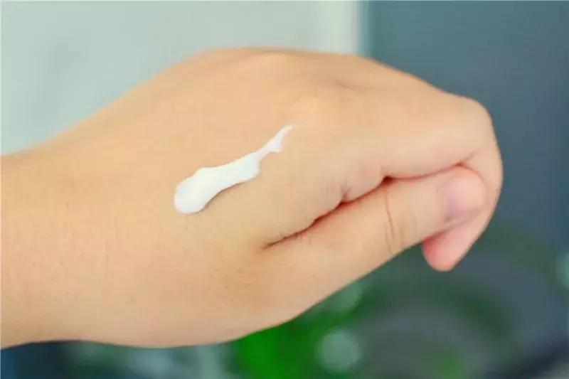 超详细的洗面奶测评大合集,实测哪款洗面奶好用点的