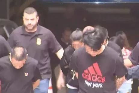 lvcoach哪个好,lvcoachburberry