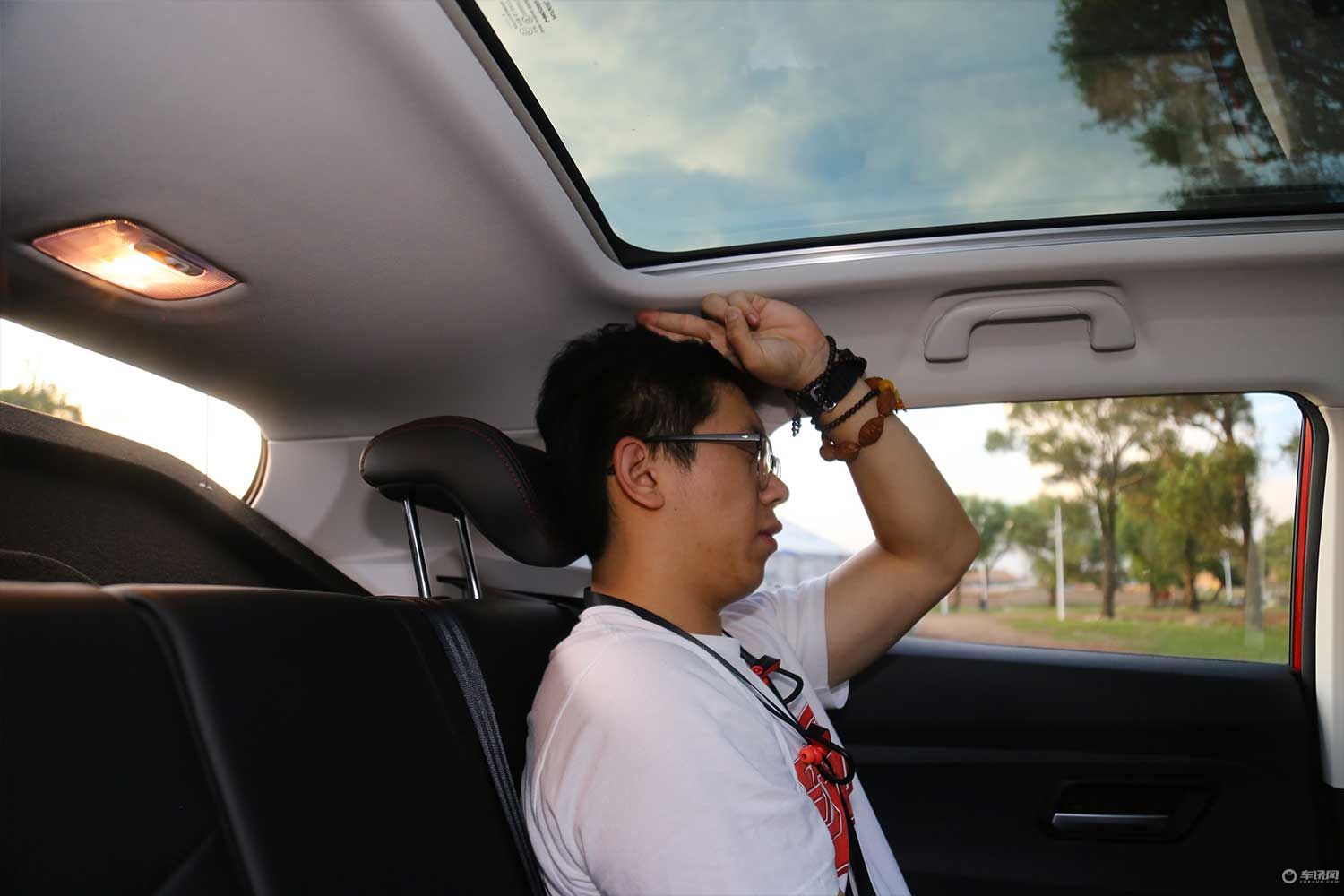 哈弗h2s蓝标值得入手吗,2018款哈弗h2s红标版试驾