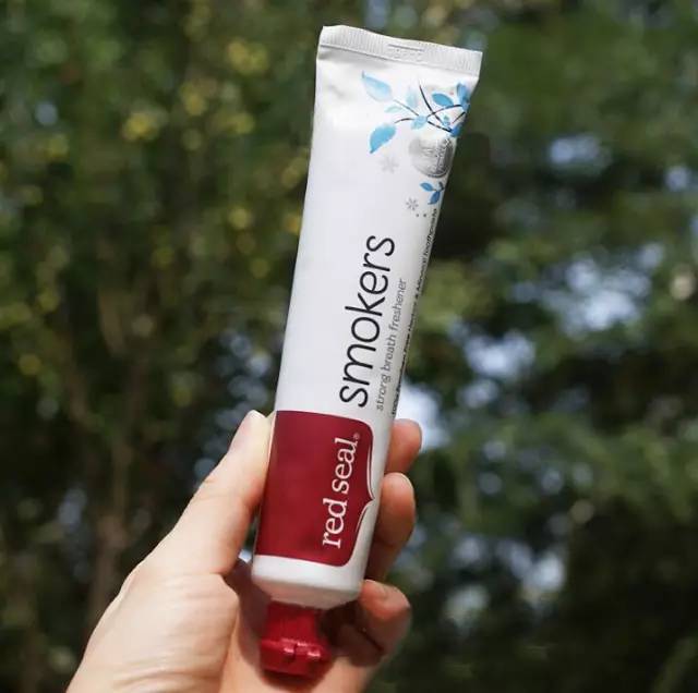 出门在外,来看看LOHAS编辑部的小姐姐们都必备哪些好物~