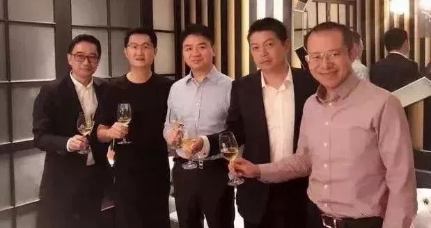 唯品会的发展潜力,唯品会的商业模式平台定位