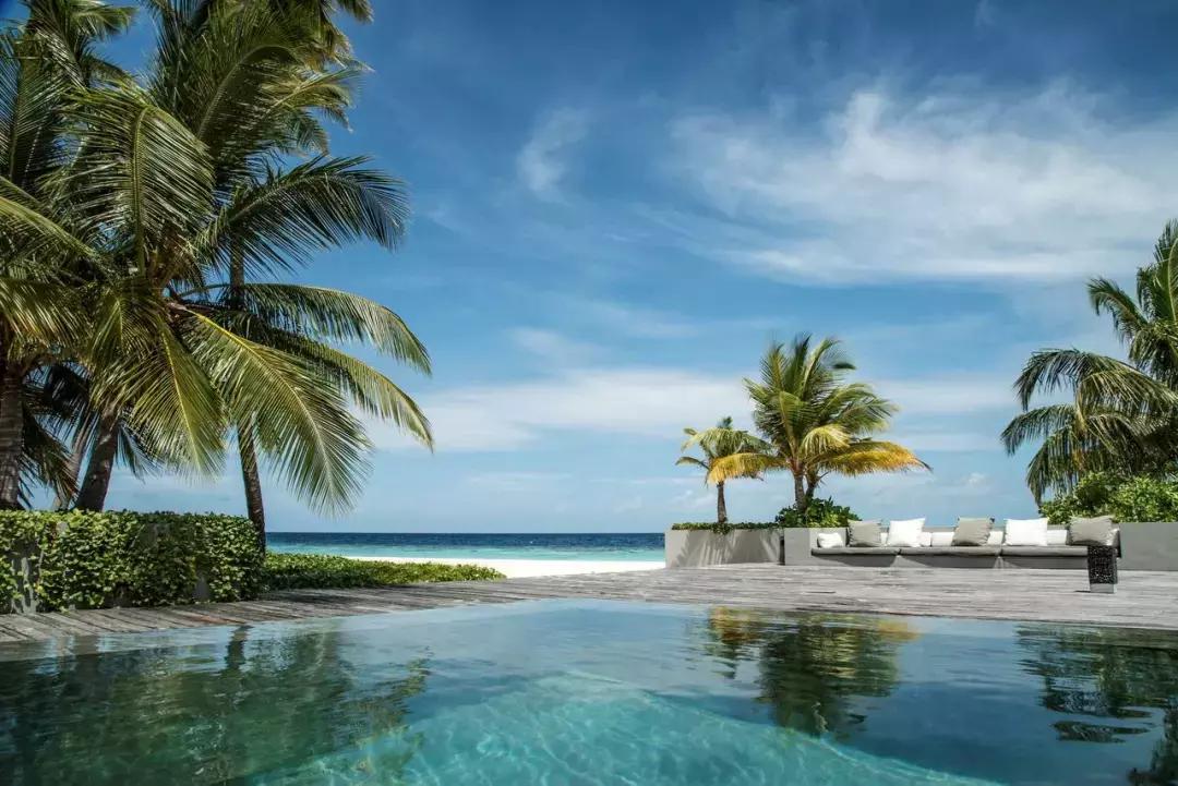 离马累近的居民岛,离马累近的旅游岛