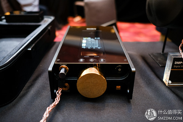 索尼sony初音限定版,索尼召开醇音系列音频产品发布会