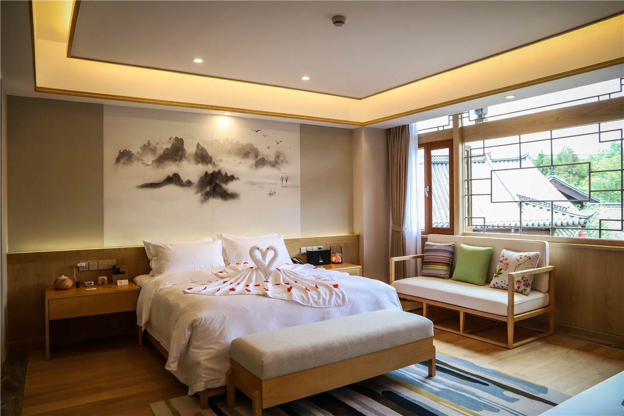 怡美布局秘境康旅全产业链，东巴秘境助力“健康生活目的地”