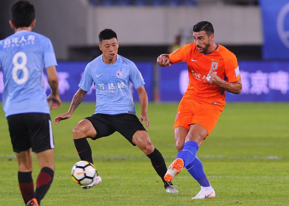 鲁能外援被骂视频,山东鲁能外援吉尔为什么离开鲁能