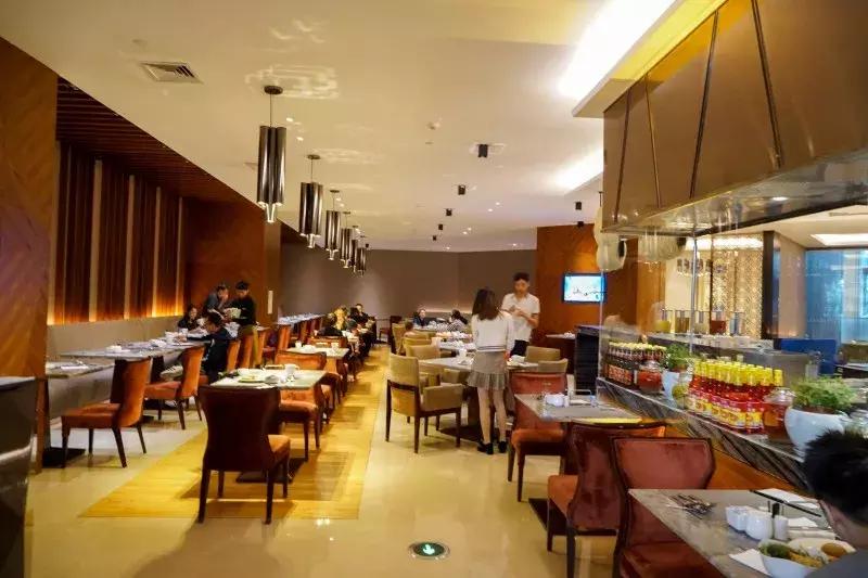 成都希尔顿酒店内部设施,成都希尔顿酒店