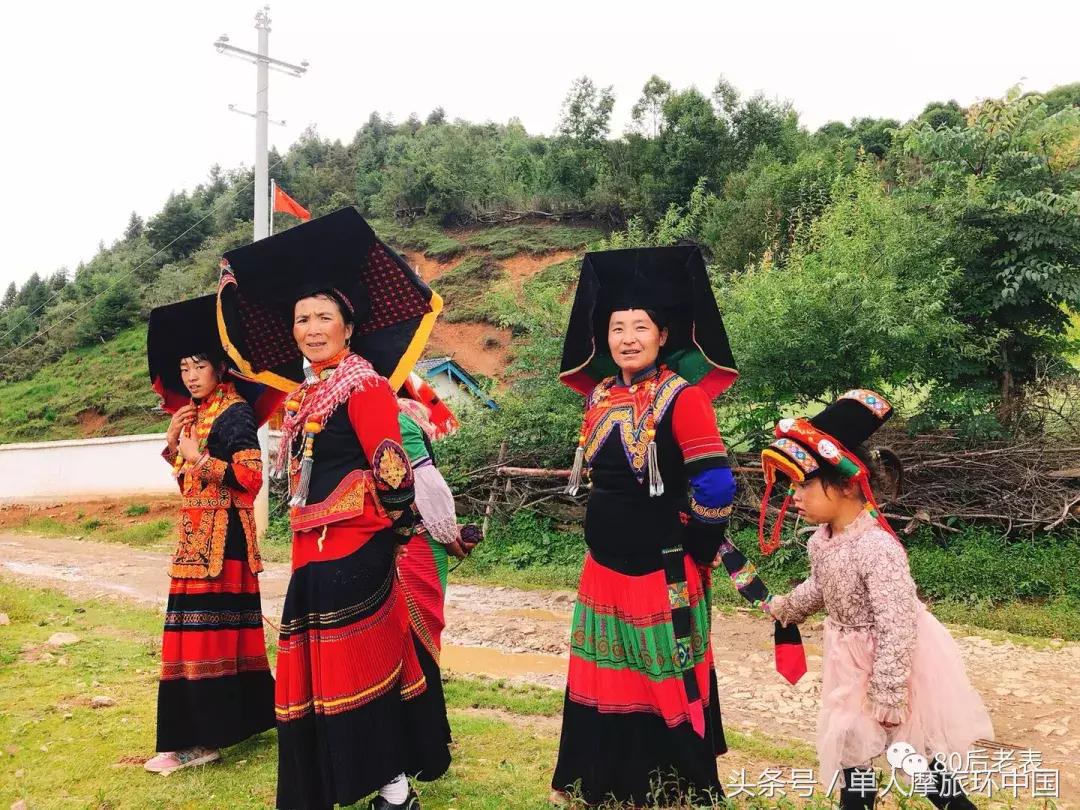 摩旅日记：第18、19天体验彝族村寨火把节