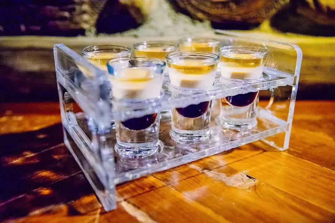 你经常去的酒吧,你经常去的酒吧叫什么