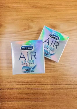 杜蕾斯最经典的十个文案,杜蕾斯最经典文案图片