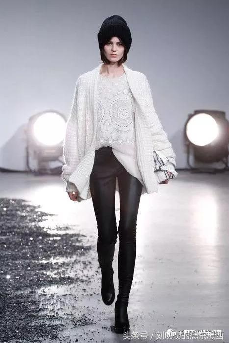 一日一Look-夏末的彩色西装套装(二)