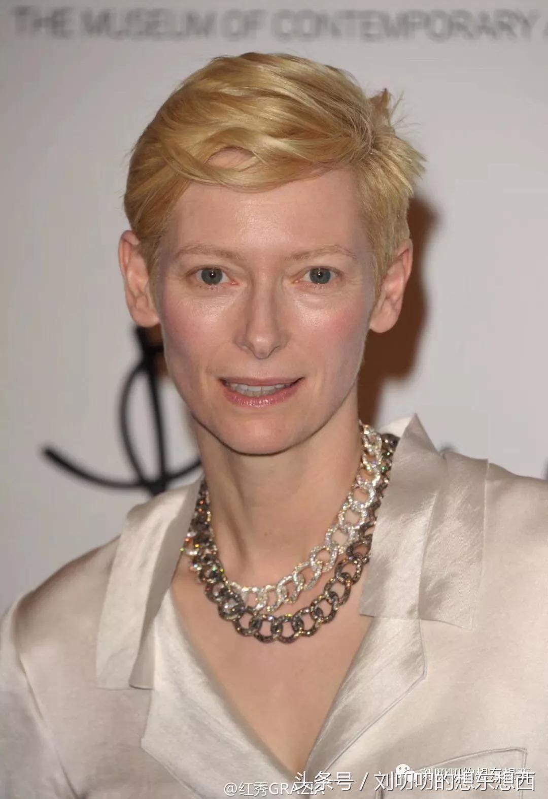 一日一Look-夏末的彩色西装套装(二)