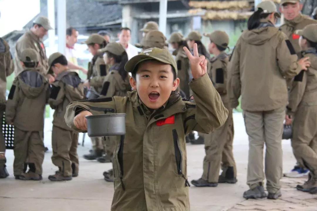 吹响欢乐集结号,吹响集结号奏响主旋律