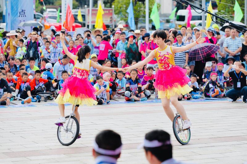 全国独轮车比赛怎么报名,独轮车全国比赛视频