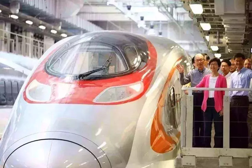 郑州坐高铁到香港仅需8小时31分,郑州直达香港的高铁途经哪里