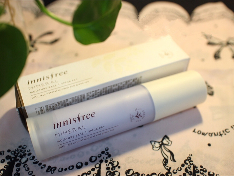 素颜涂隔离需要定妆吗,素颜用隔离和不用隔离的区别