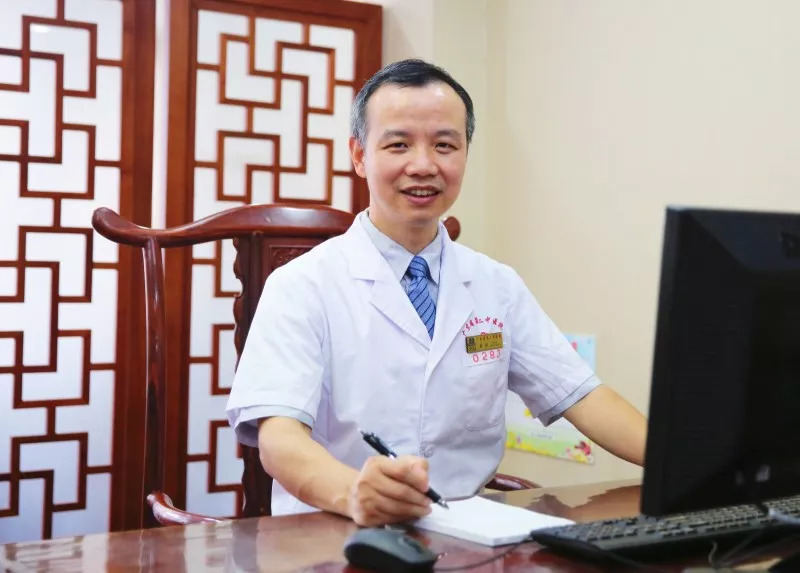 过敏性鼻炎一个月后治疗来得及吗,过敏性鼻炎疗程