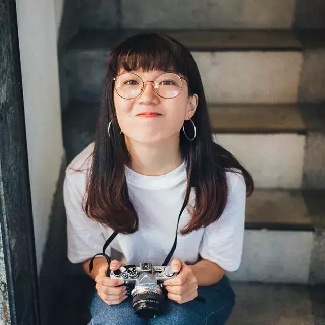 害怕镜头,害怕直视镜头