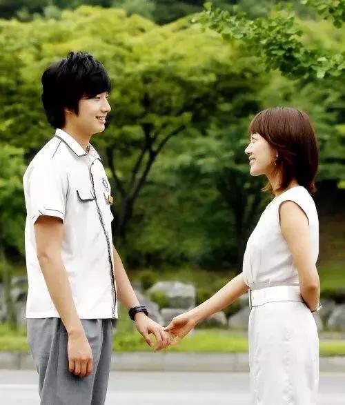 搞笑一家人十年回顾,为什么看完搞笑一家人会这么伤心