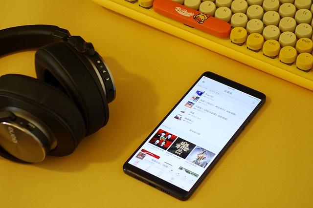 坚果pro2s三大键失灵,发布一年的坚果pro2s还值得购买吗