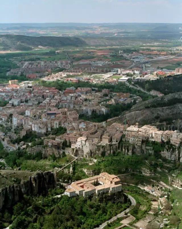 西班牙宫殿风景酒店,亚洲唯一的城堡酒店