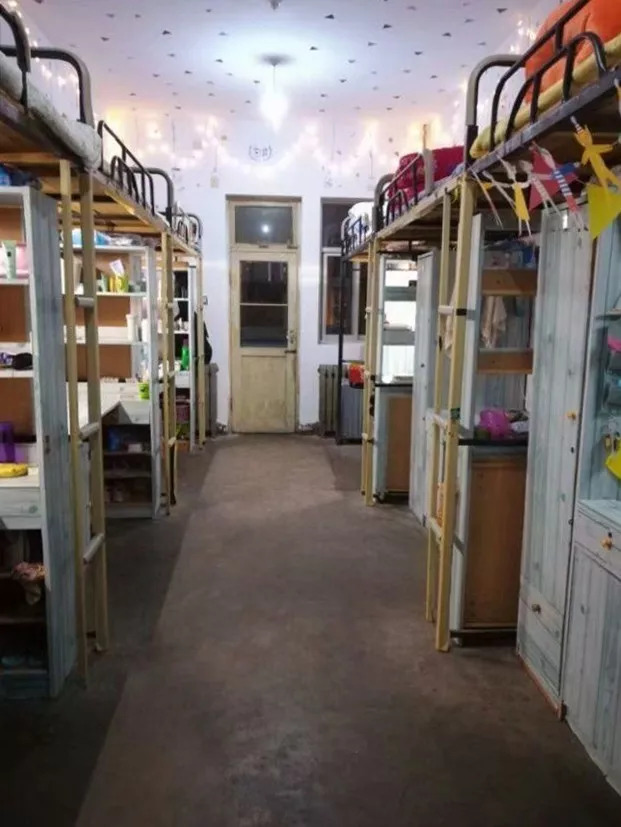 河南高校寝室哪个好,河南高校的宿舍条件