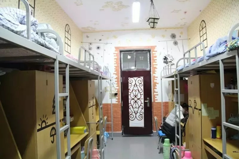 河南高校寝室哪个好,河南高校的宿舍条件