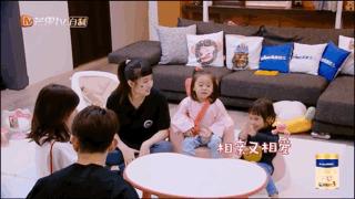 咘咘和波妞送妈妈礼物,波妞和咘咘同款乳名