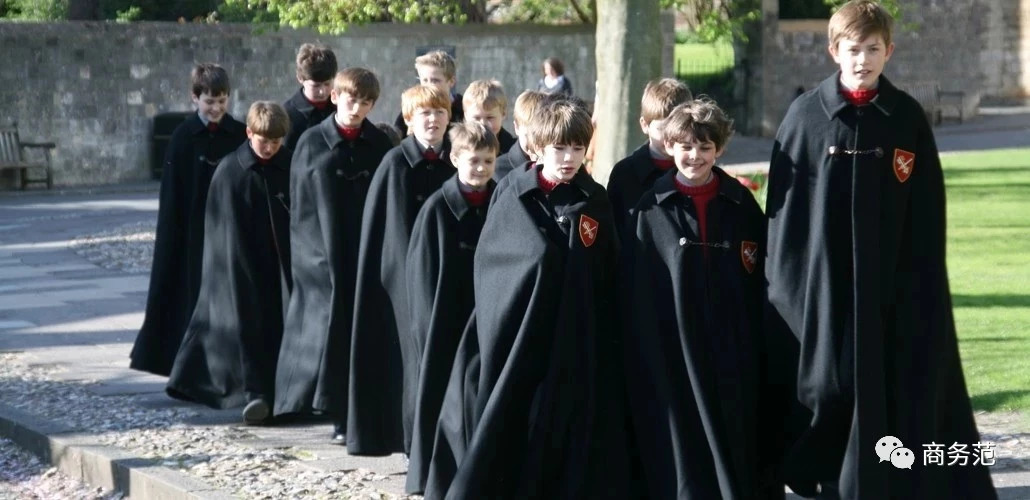 杭州小学校服报价,杭州小学校服1000块