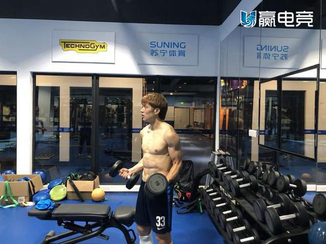 中超球员白斩鸡,中超足球队员白斩鸡